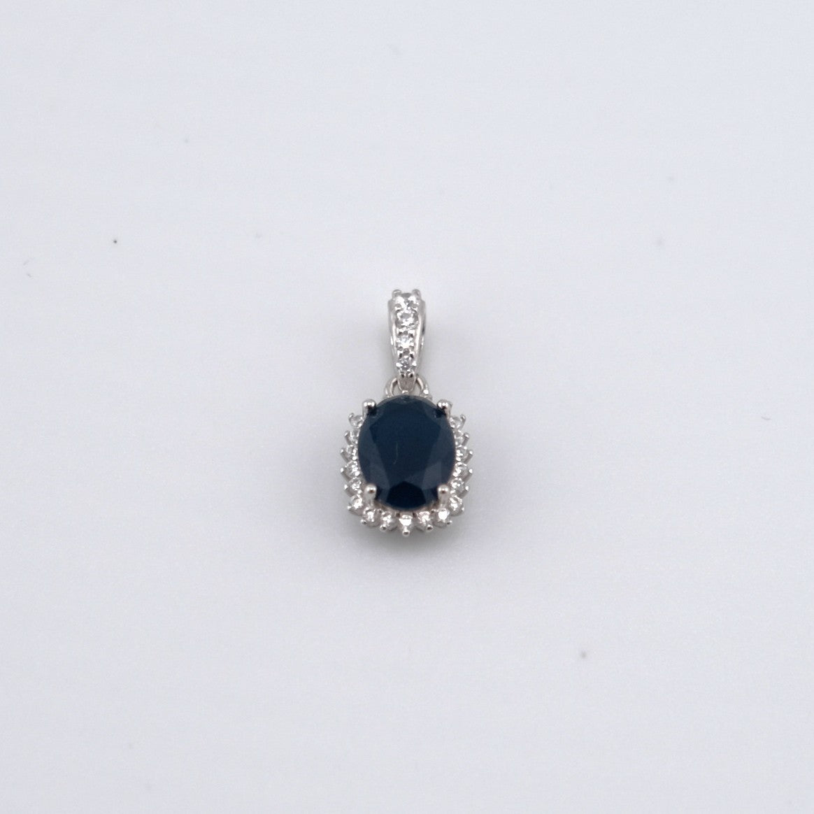 Oval Cluster Pendant Blue