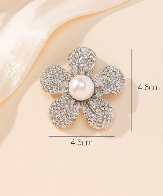 Flower Pearl Brooch