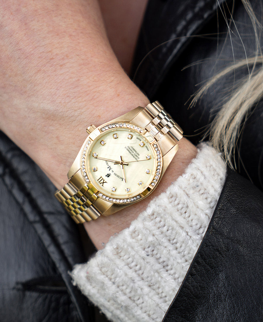 Inspiration Elegance Prestige 34mm •  Three-hands Gold-tone Gold dial • Stainless steel Swiss watch