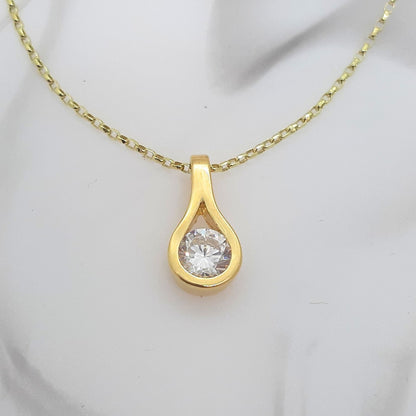 9ct CZ Pendant