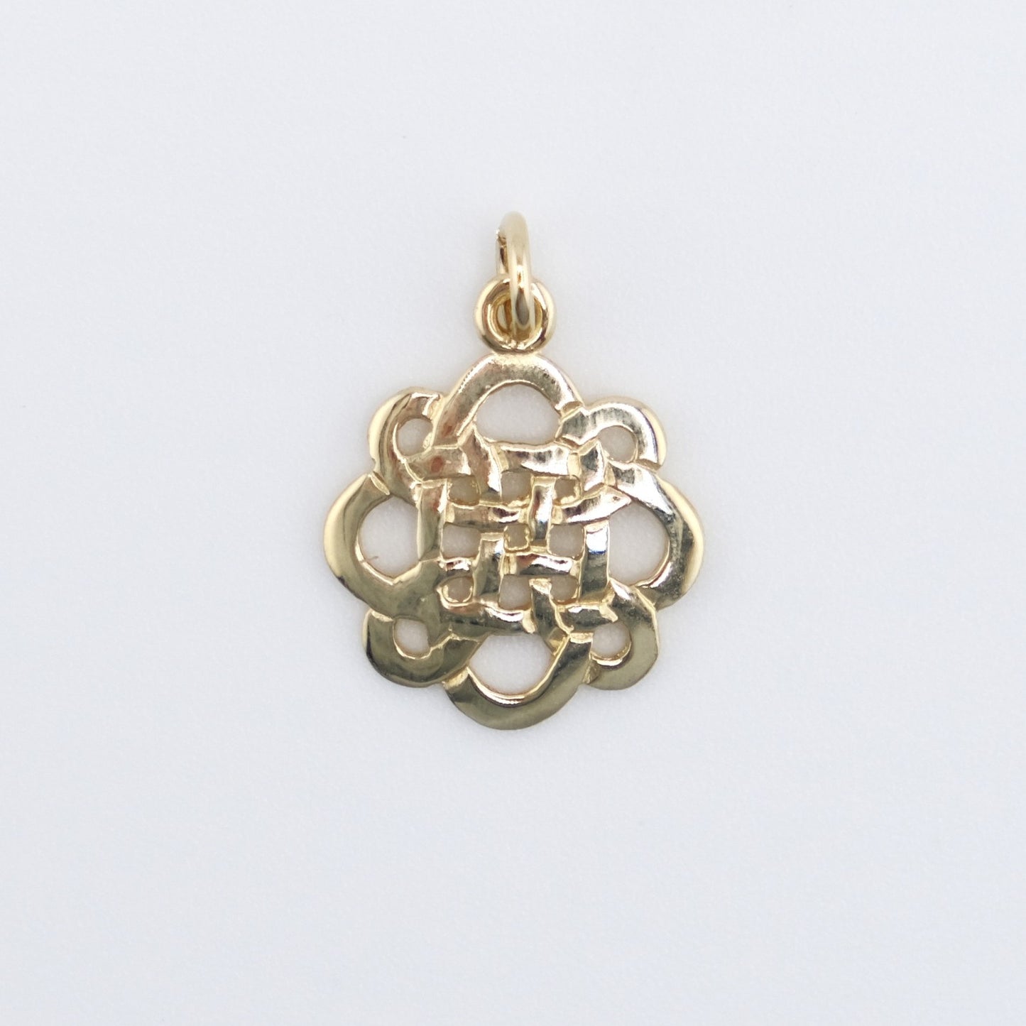 9ct 15mm Celtic Knot