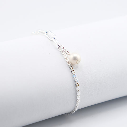 Pearl Paper Bracelet