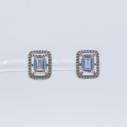 Emerald cut Stud