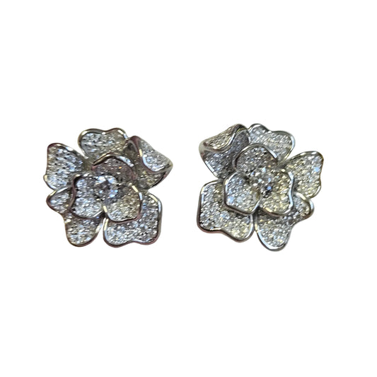 Flower Pavé Petals
