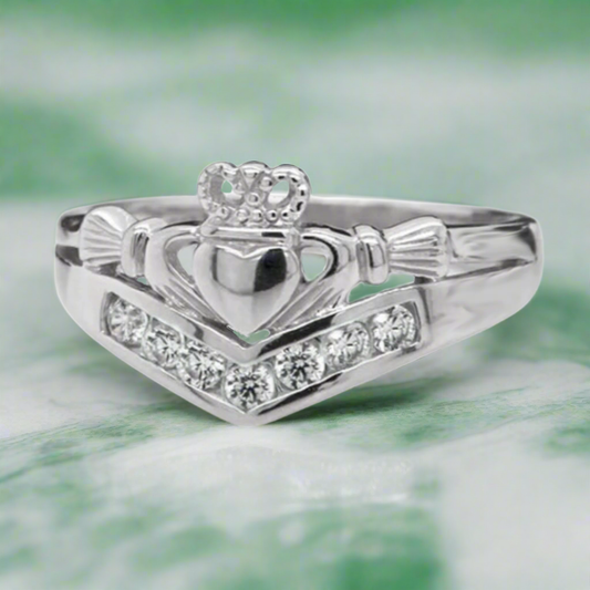 CZ Claddagh Wishbone