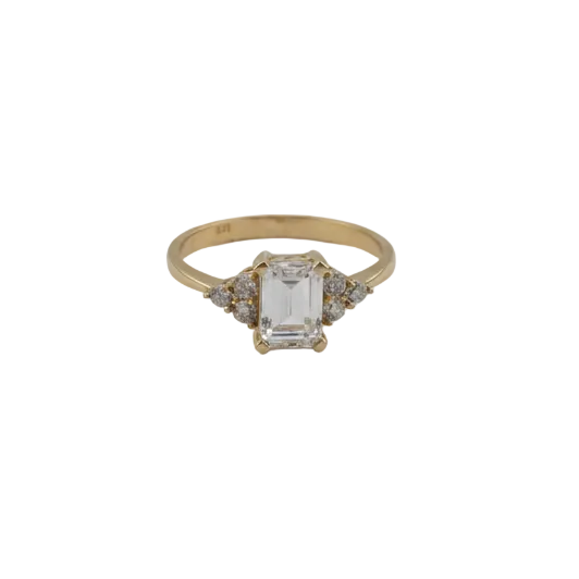 9ct Em Cut w Side Stones
