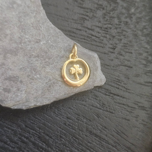 14ct Tiny Sham Circle