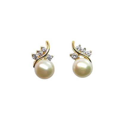 9ct 6mm Pearl CZ Design