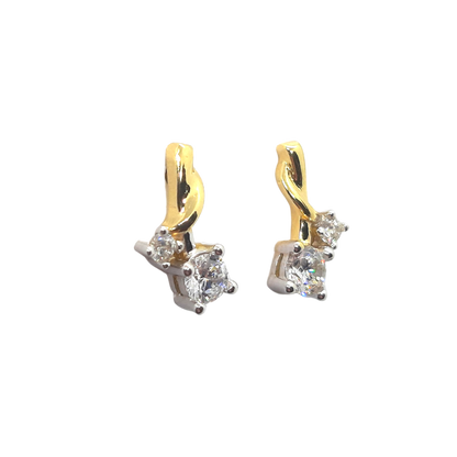 9ct Twist CZs studs