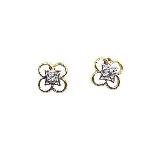 9ct Open CZ flower stud